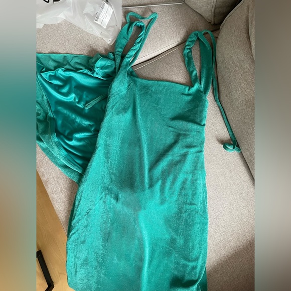 Oh Polly Vita - Textured Jersey Square Neck Cowl Back Maxi Dress in Teal, UK6US2 - Picture 8 of 9